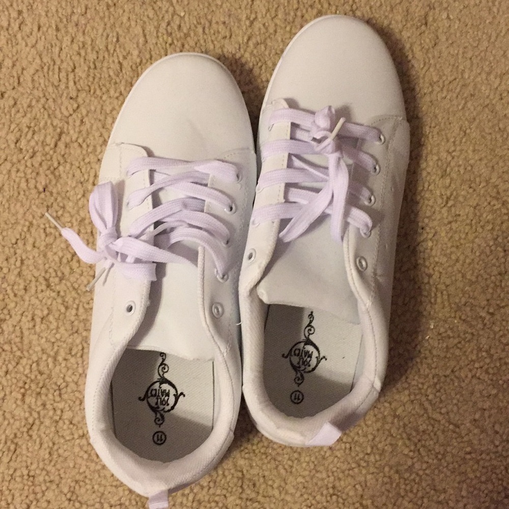 Creme Sole Mate shoes